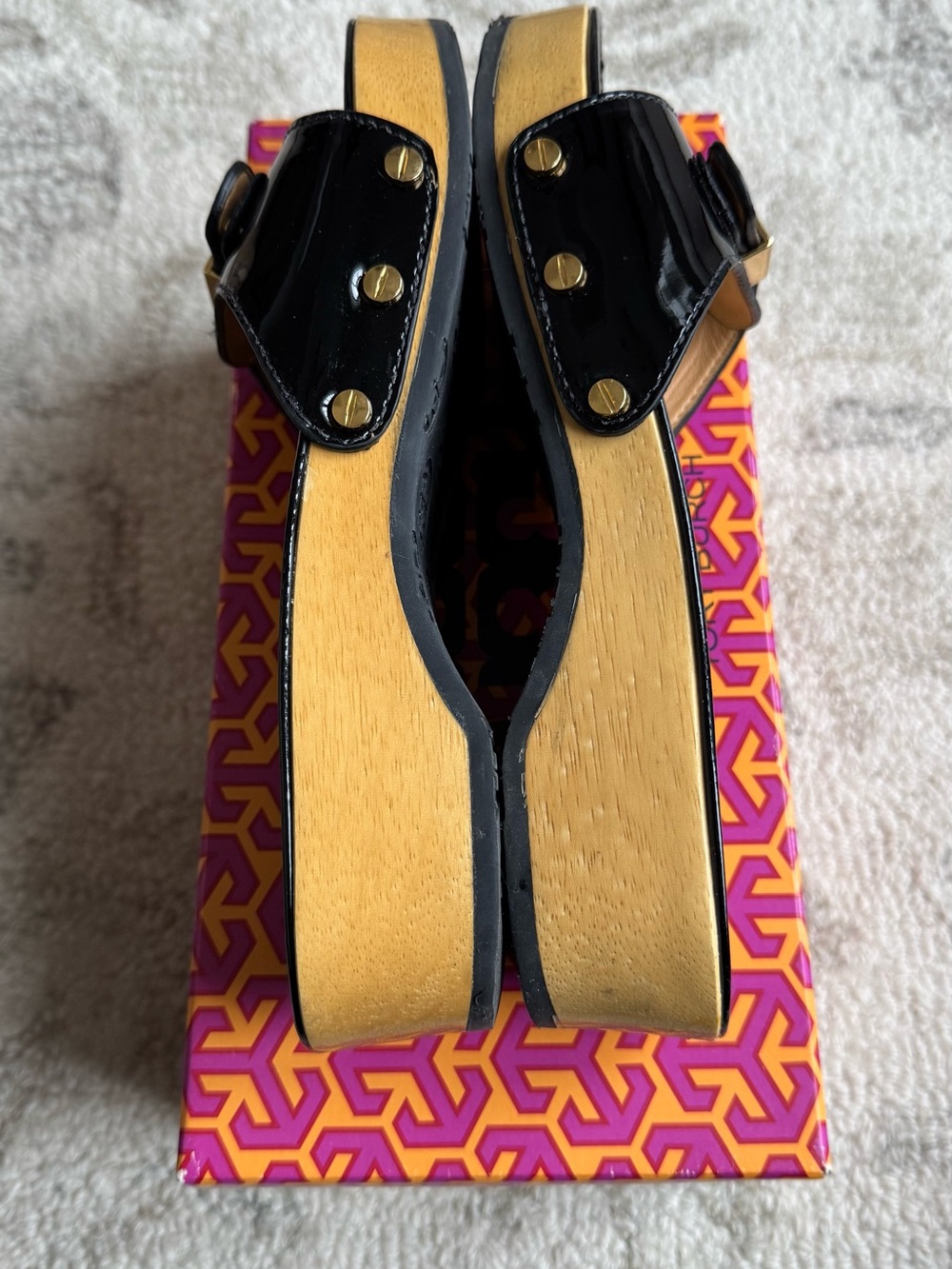 EUC Tory Burch Dixon Black Patent Wood Platform Sandal - Picture 5 of 11